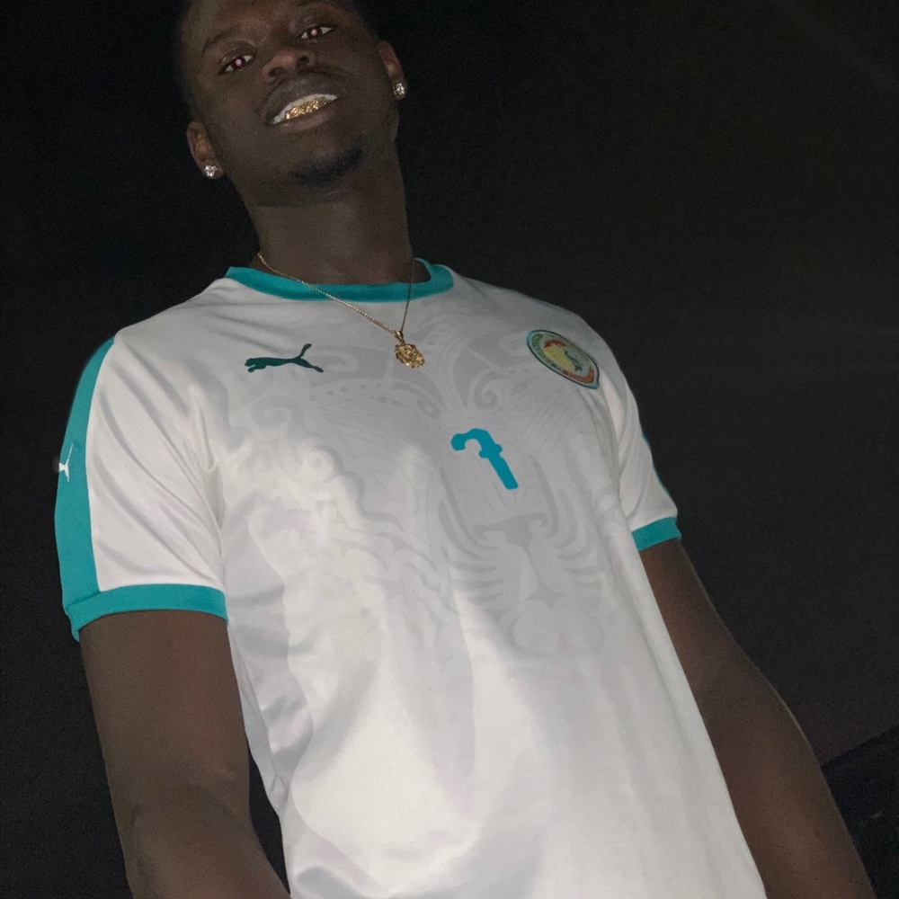 Meet your Posher, Ousmane